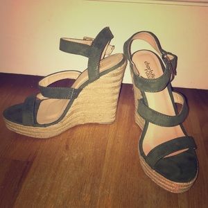 Army green wedges